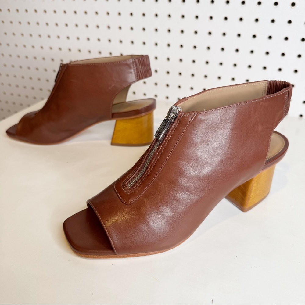 Bernardo Brown Leather Open-Toe Block Heel Sandals